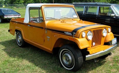 1971_Jeepster_Commando_SC-1_pickup_orange_r-Cecil'10.jpg
