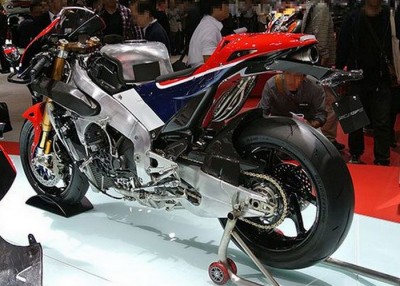 expensive-motorcycle-06.jpg