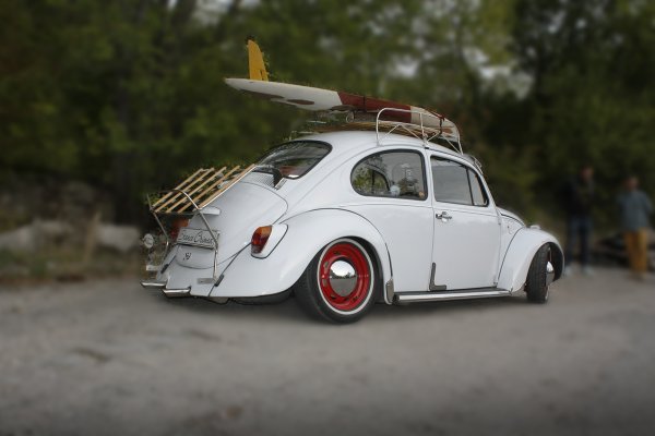   VW Beatle  .  .