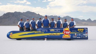 worlds-fastest-motorcycle-targets-new-record.jpg