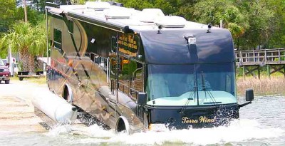 Автобус-амфибия-Terra-Wind-от-Cool-Amphibious-Manufacturing-Incorporated-LLC.jpg