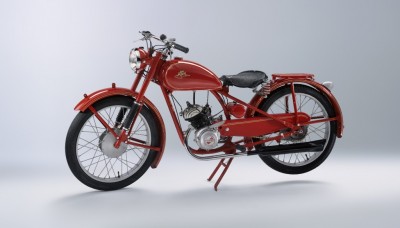 выпуск первого легкого мотоцикла КТМ 1951г.jpg